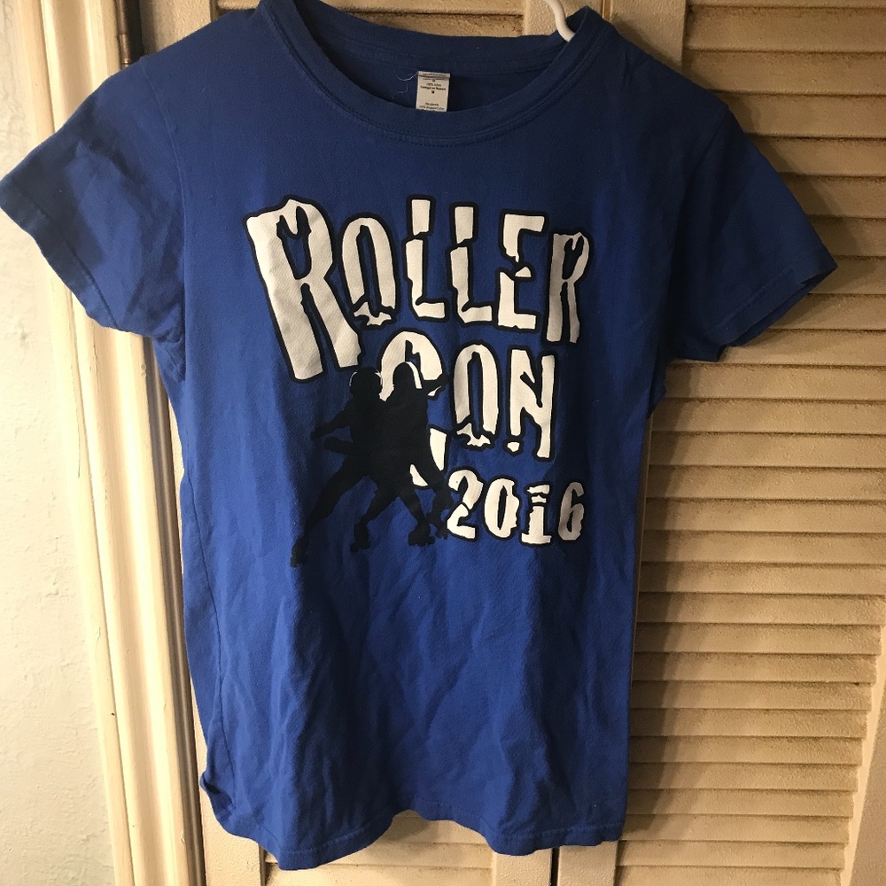 Blue tee medium Roller Derby